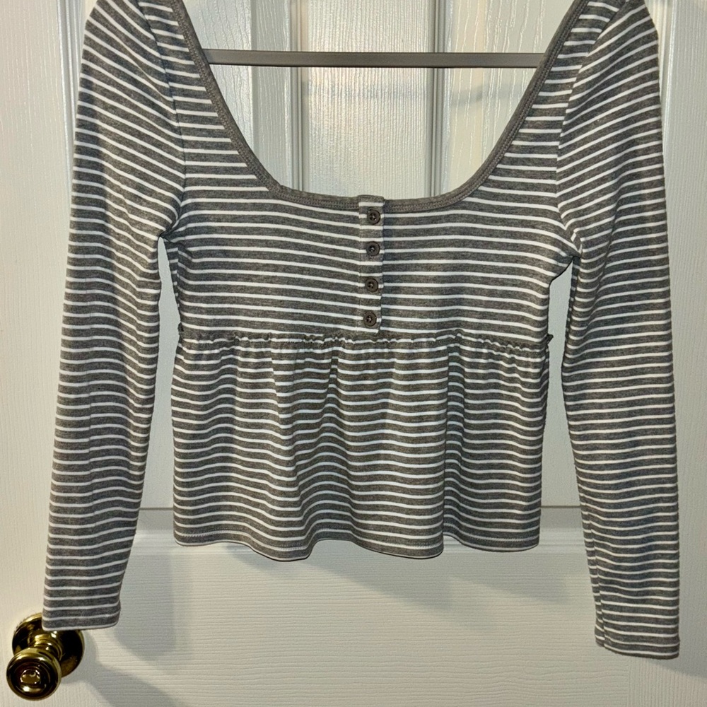 PacSun Gray and White Striped Long Sleeve Top